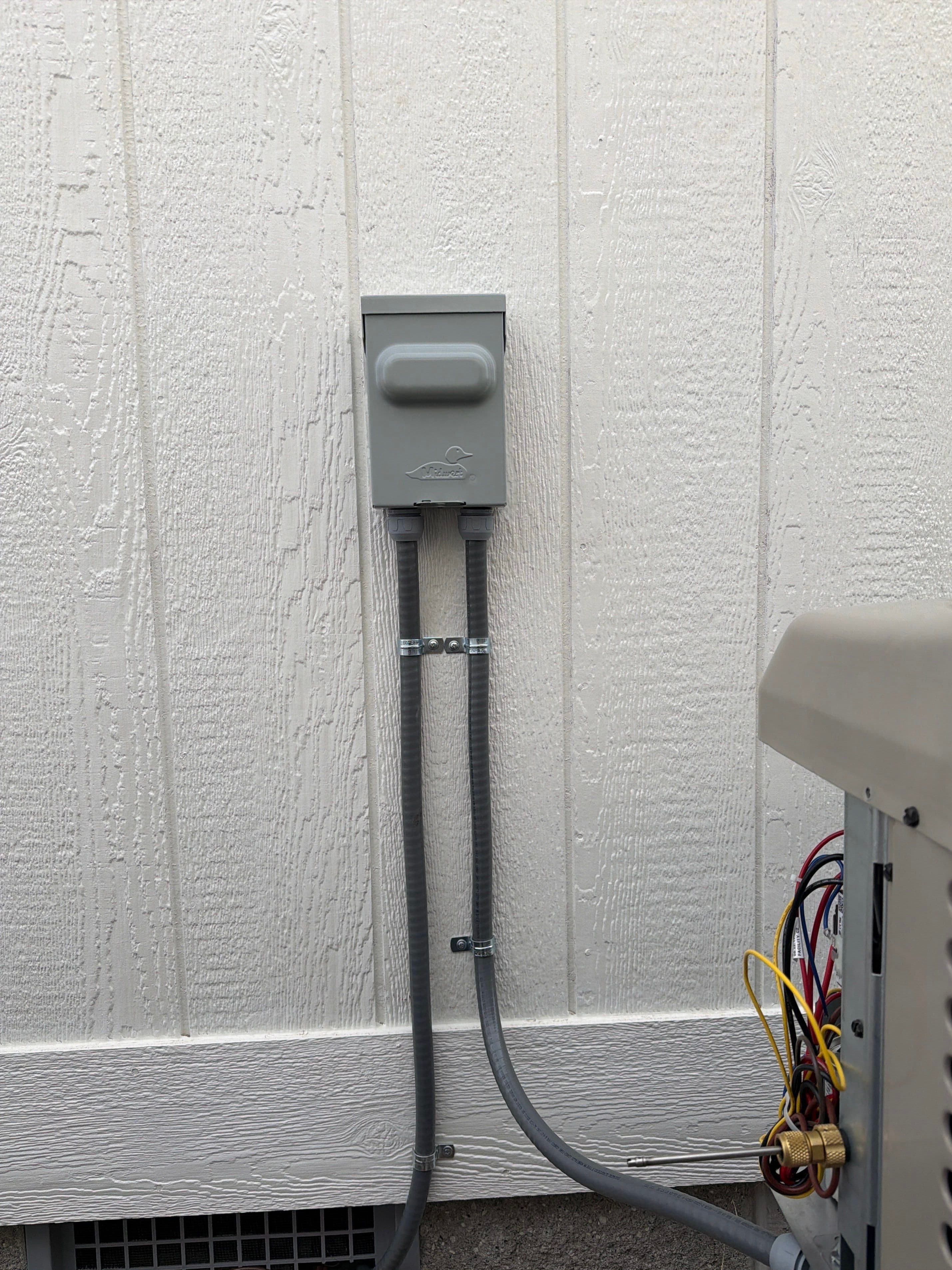 Project Efficient AC Unit Installation and Panel Organization in Bozeman image